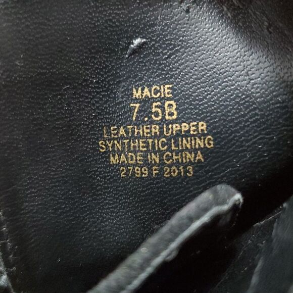 Ralph Lauren Macie Black Suede Ankle Bootie Sz 7.5B - Picture 7 of 9